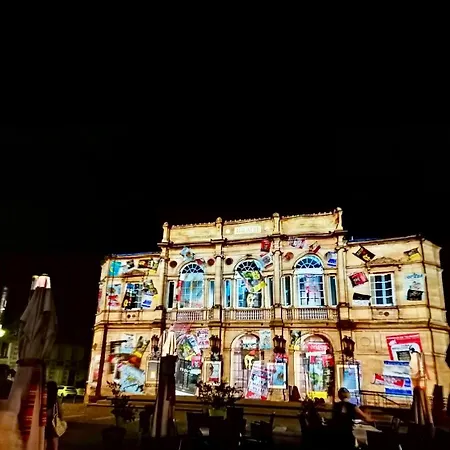 Le Jacquemart * Moulins (Allier)